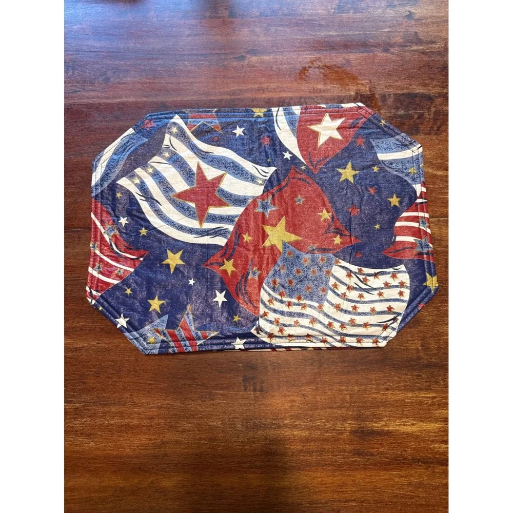 Set of 4 American Flag Patriotic Placemats Red White Blue Stars Americana Decor